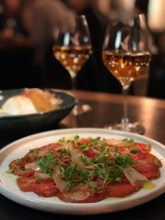 Carpaccio de bœuf, citron, parmesan, jaune d’oeuf fermenté
