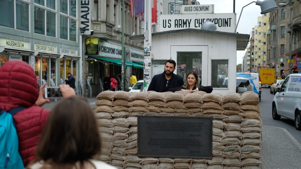 Checkpoint Charlie, à Berlin
