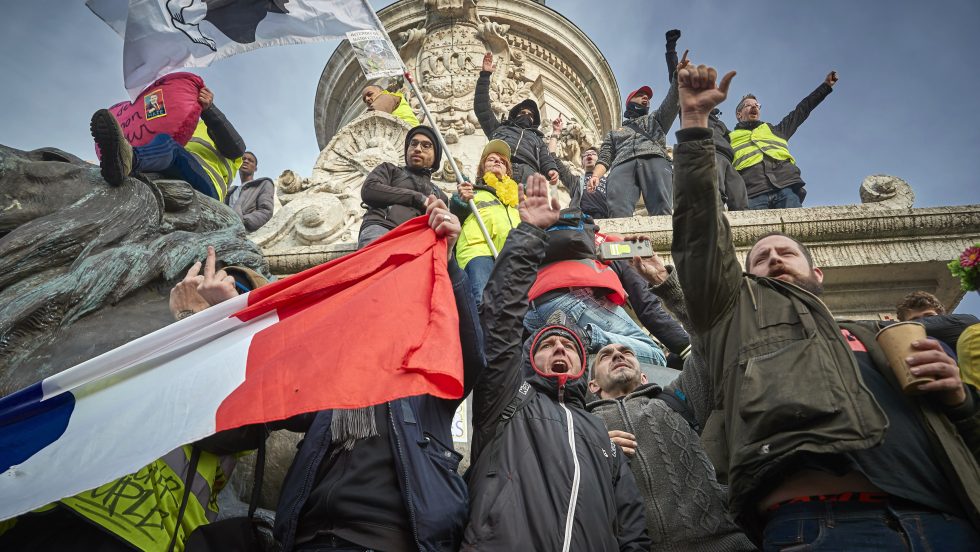 Réforme des retraites en France: forte mobilisation au 13e jour d'une grève illimitée