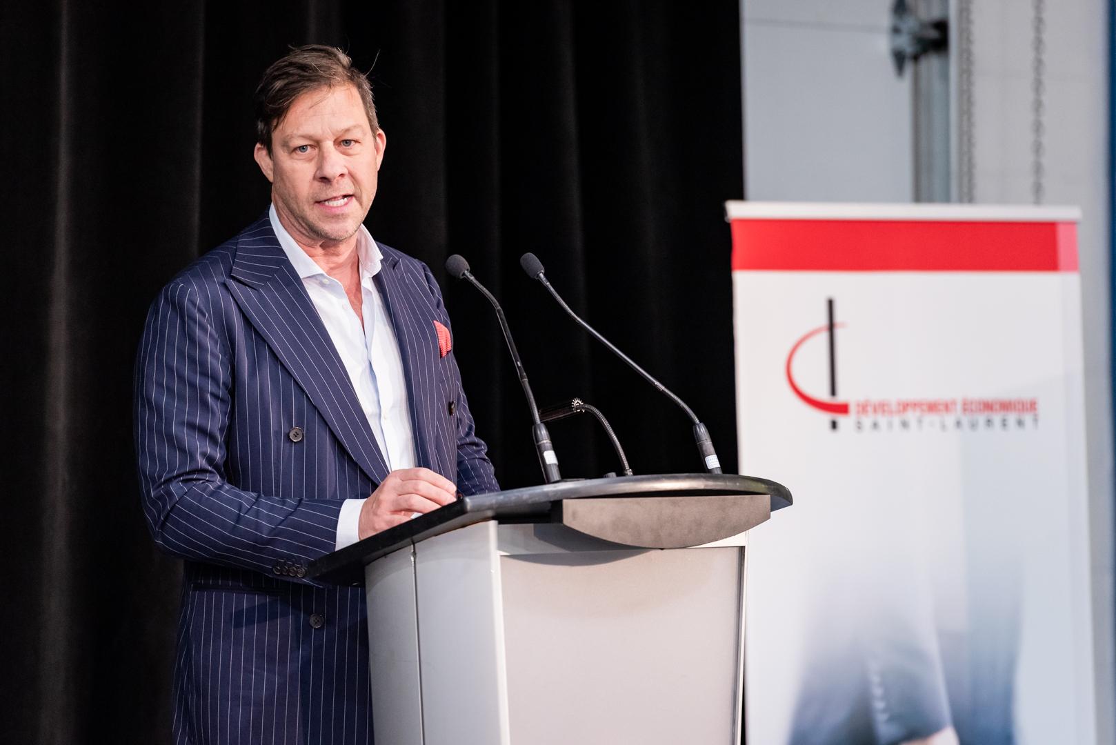 le directeur général par intérim de DESL Luc Duguay