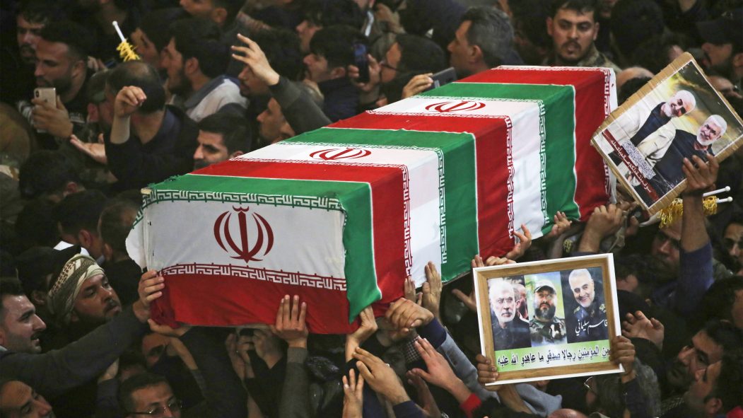 Funérailles de Soleimani: une bousculade fait une cinquantaine de morts