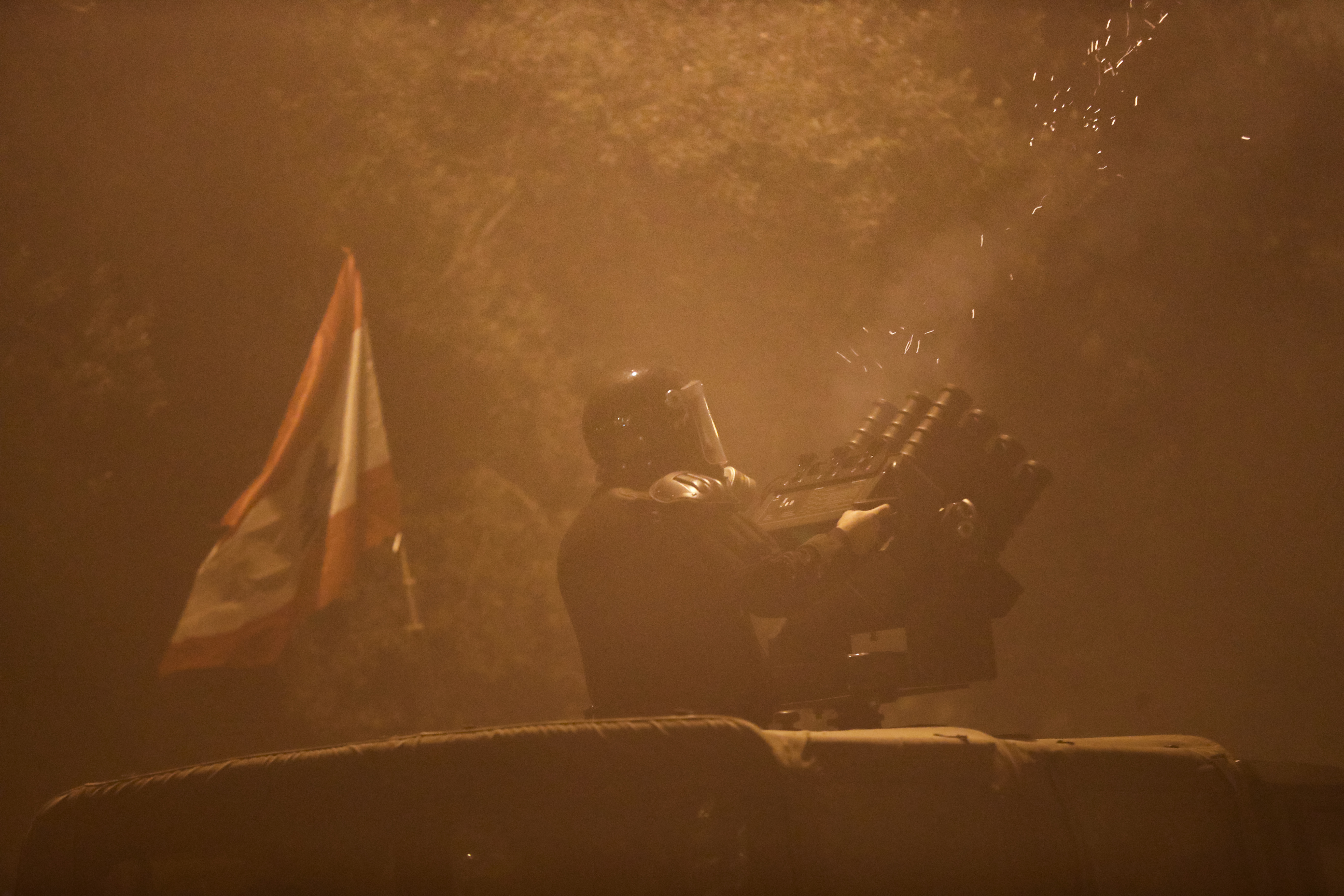 La violence continue à Beyrouth après un samedi d'affrontements brutaux