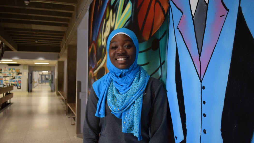 Cathy Ndiaye est une jeune femme engagée, elle a lancé la Marche UNIS pour l'eau dans son établissement scolaire, Daniel-Johnson.