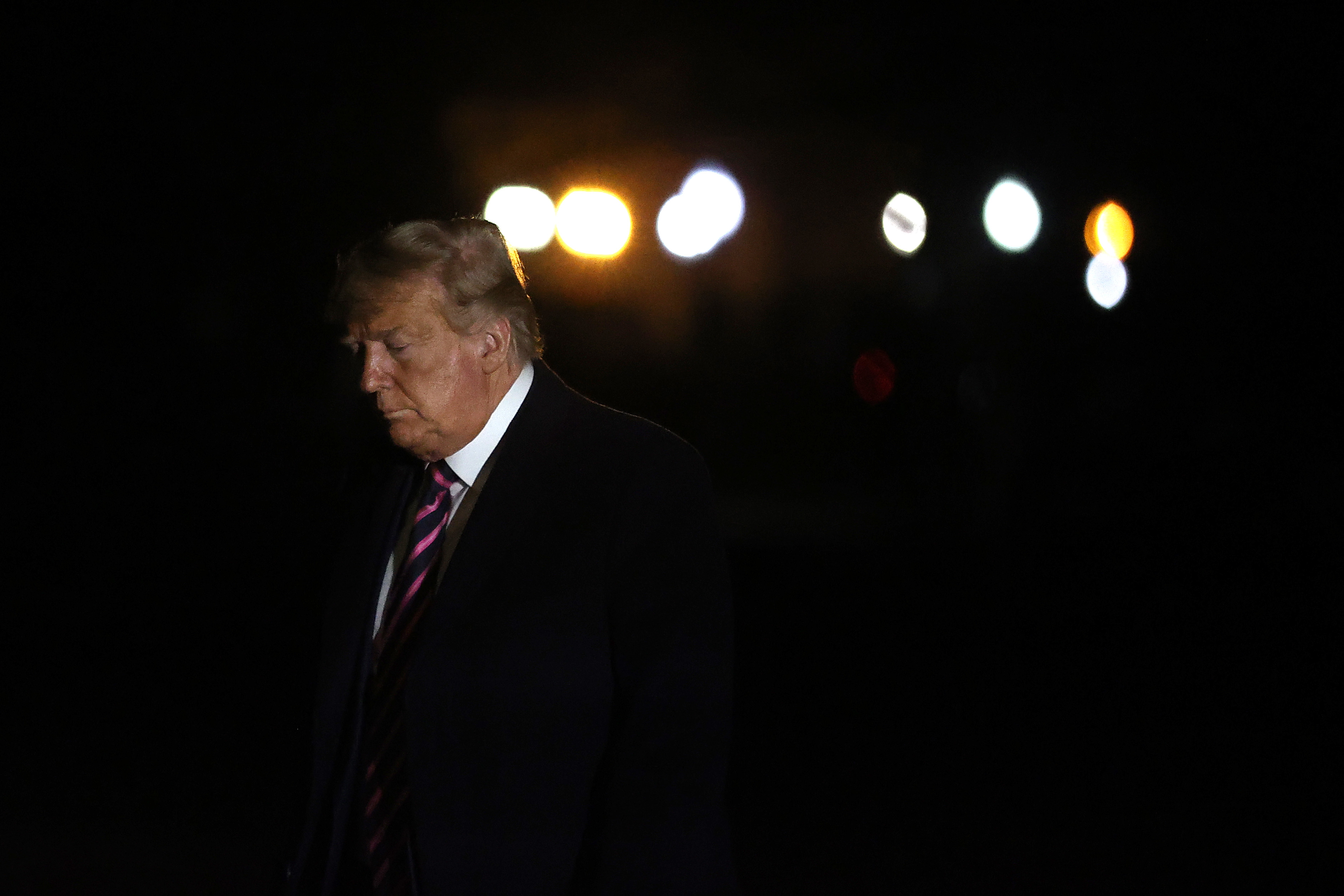 Inde: des violences meurtrières à Delhi ternissent la visite de Trump