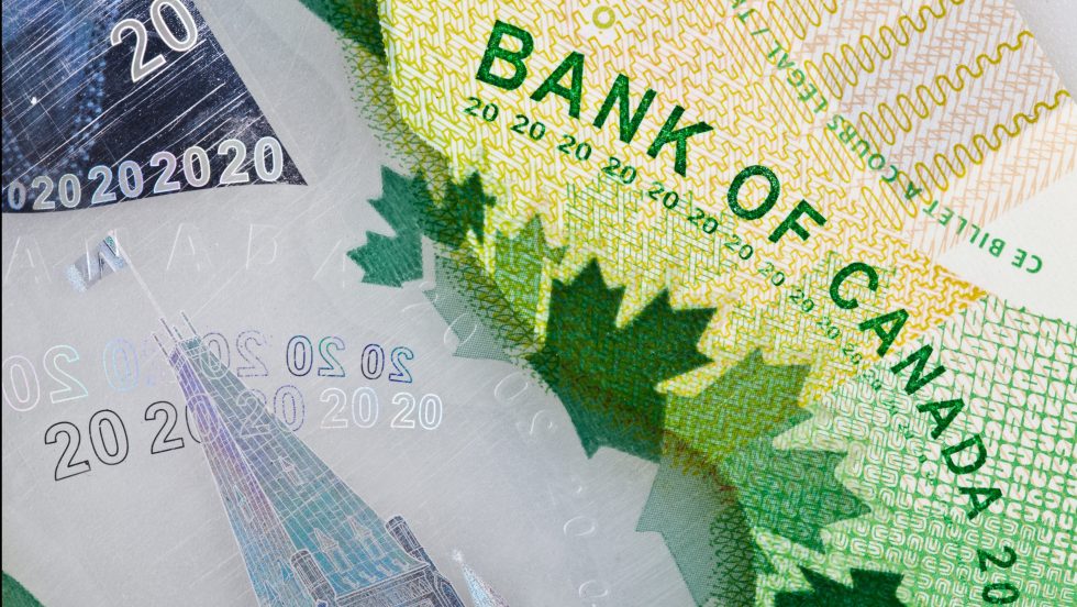 COVID-19: la Banque du Canada abaisse son taux directeur