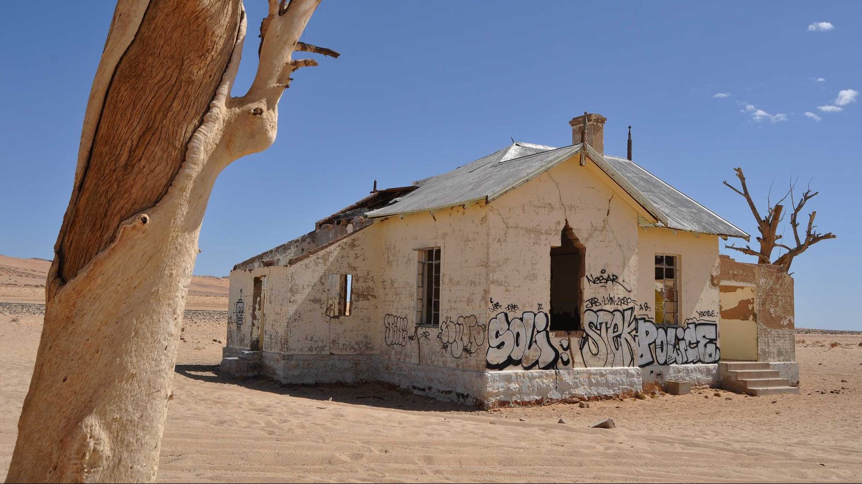 Un Montréalais accusé d’avoir vandalisé un monument historique en Namibie