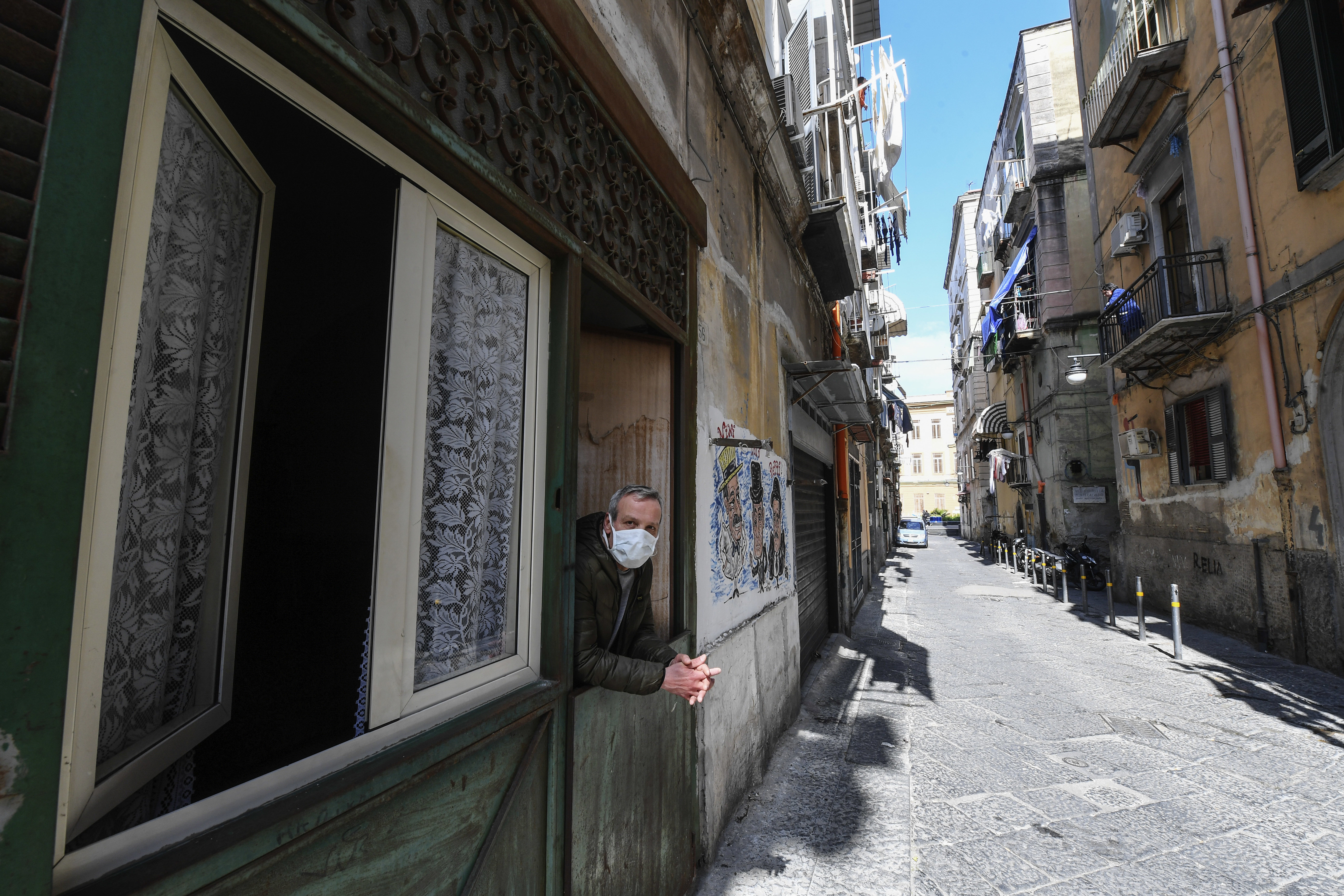 Triste record en Italie, avec 368 décès liés au coronavirus en un jour