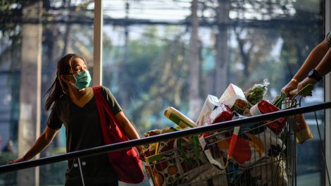 Thaïlande: explosion des cas de coronavirus, Bangkok confinée