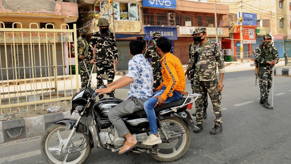 Inde: 1,3 milliards de personnes en confinement pendant trois semaines