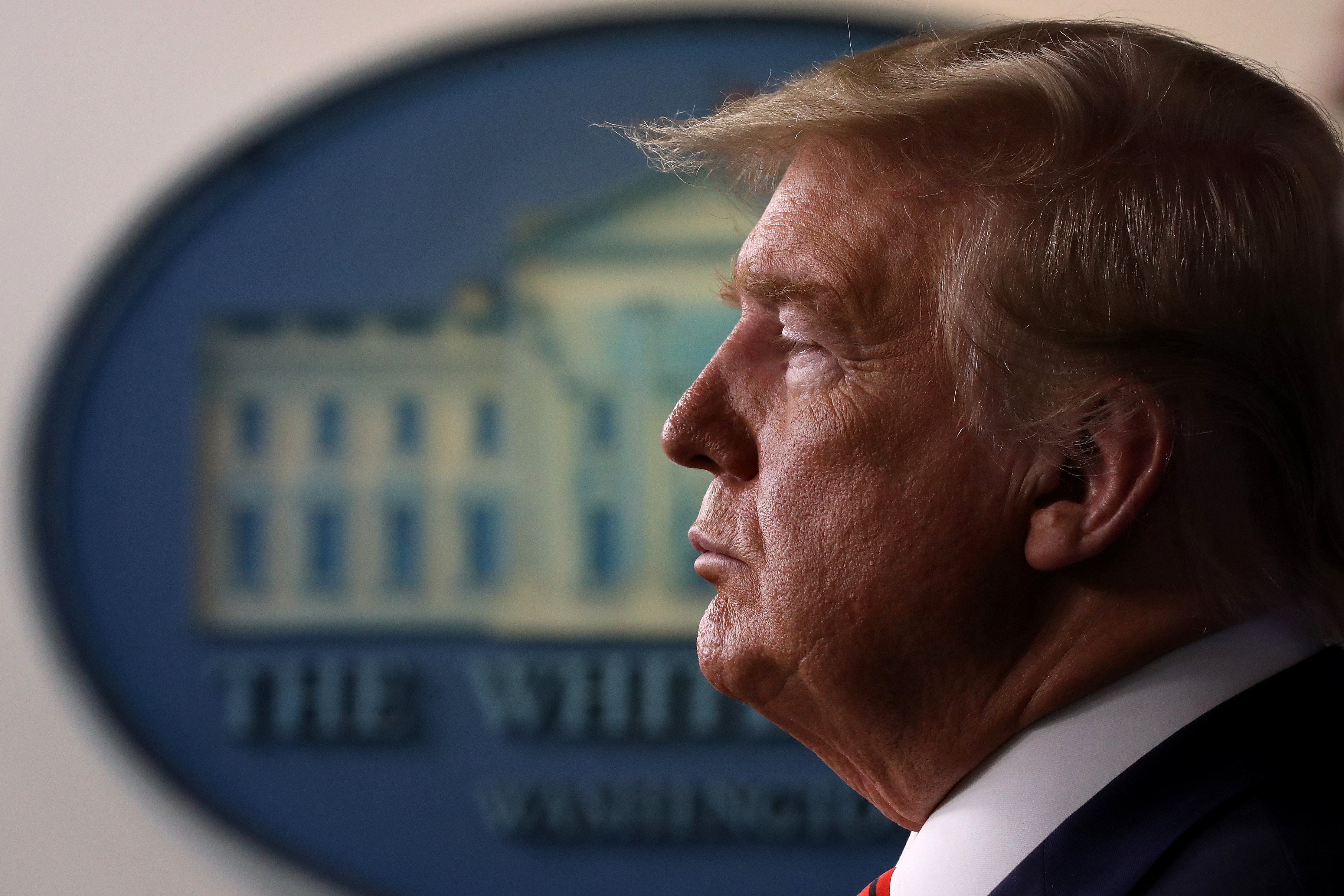 Coronavirus: Trump vante la chloroquine, les experts sceptiques