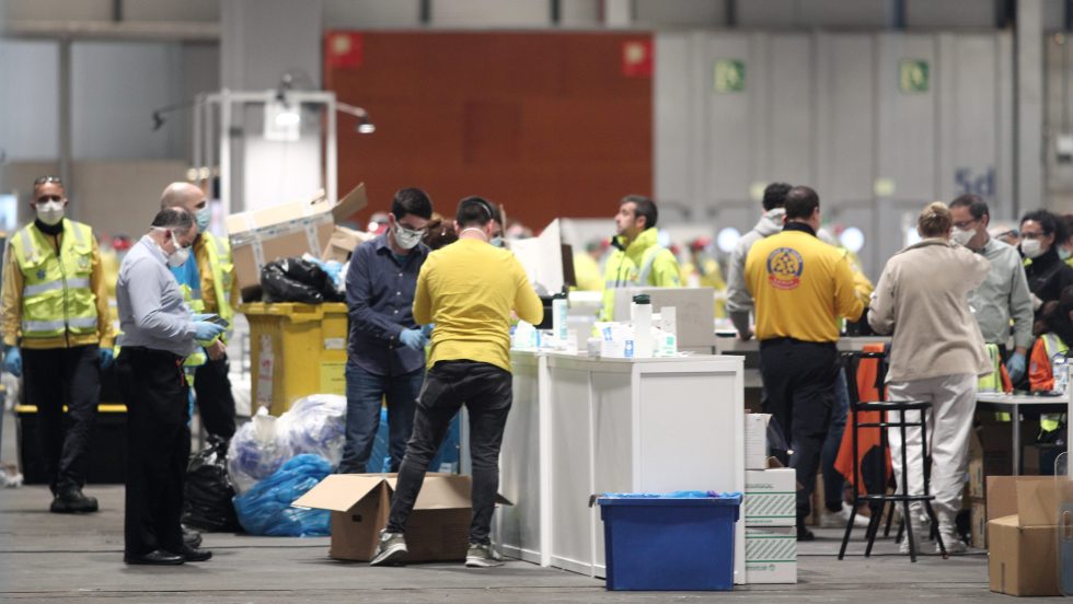 Plus de 2000 morts en Espagne, où l'épidémie de coronavirus s'intensifie