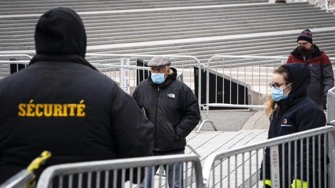Montréal avait mis en place une clinique de dépistage du coronavirus au Quartier des spectacles.