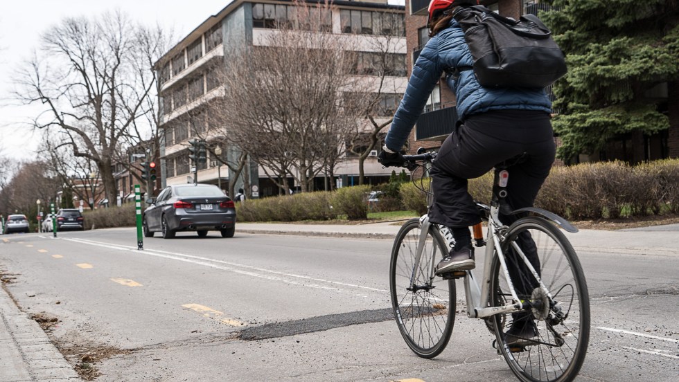 distanciation sociale cycliste