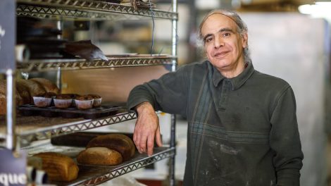 Le boulanger-meunier Philippe Sayad