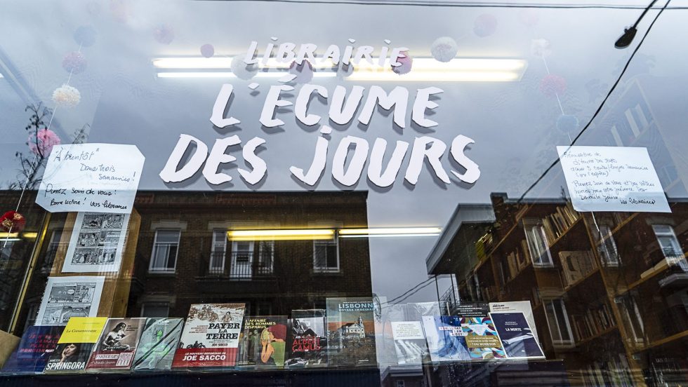 Le milieu du livre sur la corde raide