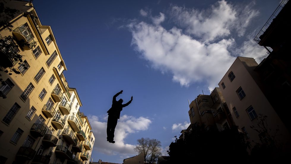 Europe: début des premières tentatives de déconfinement