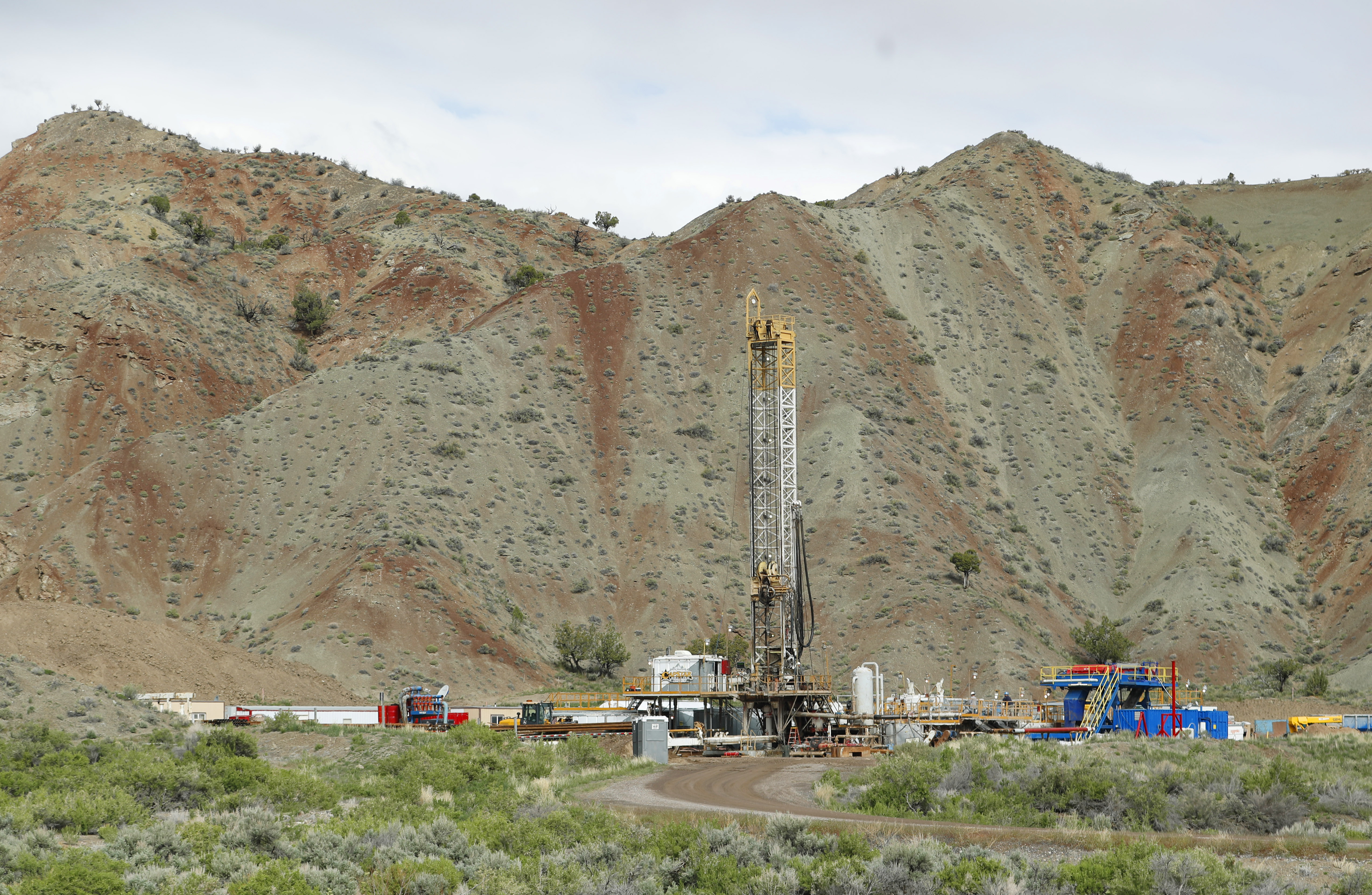 Le prix du baril de pétrole brut américain s'effondre