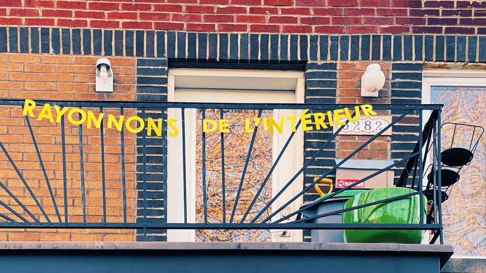 Les banderoles ont fleuri sur les balcons de Rosemont