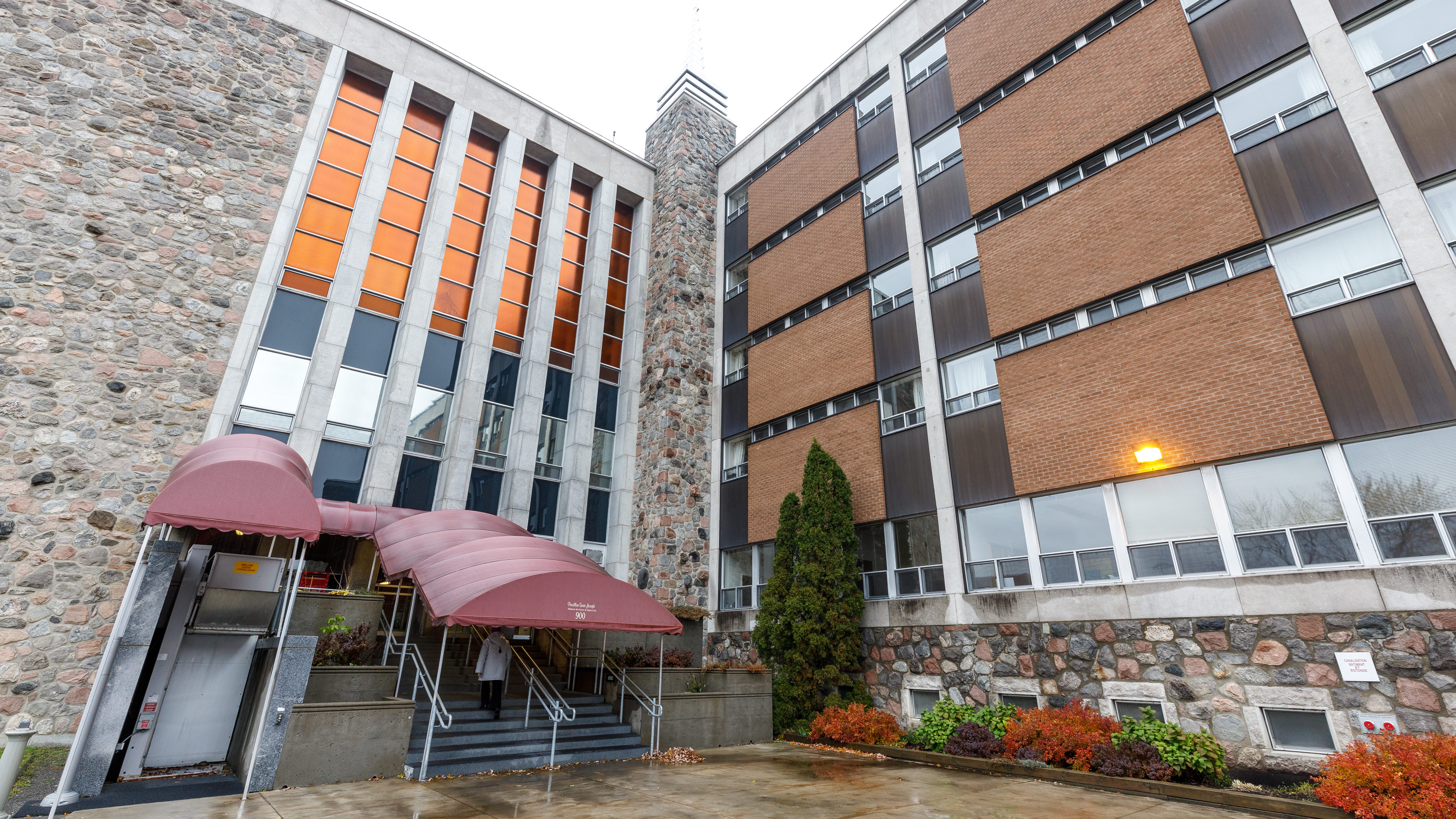 Sœurs de Sainte-Croix (20)