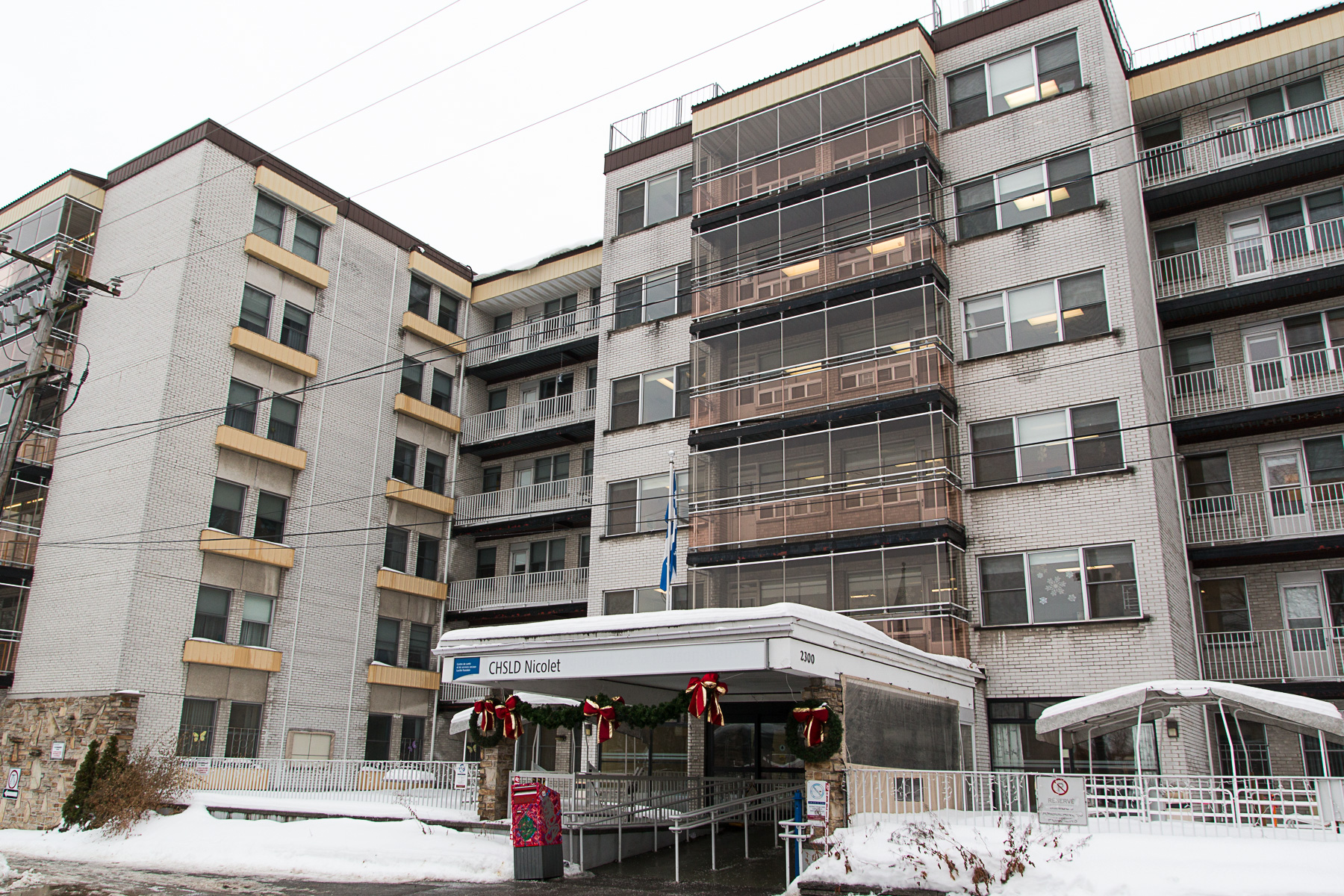 Près de la moitié des Centres d’hébergement de soins longue durée (CHSLD) du Centre intégré universitaire de santé et de services sociaux (CIUSSS) de l’Est-de-l’Île-de-Montréal ont recensé des cas de coronavirus.