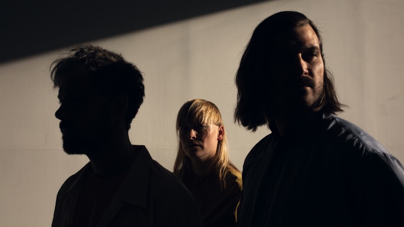 Dear Criminals offrira une série de spectacles intitulée «Lone Ride»