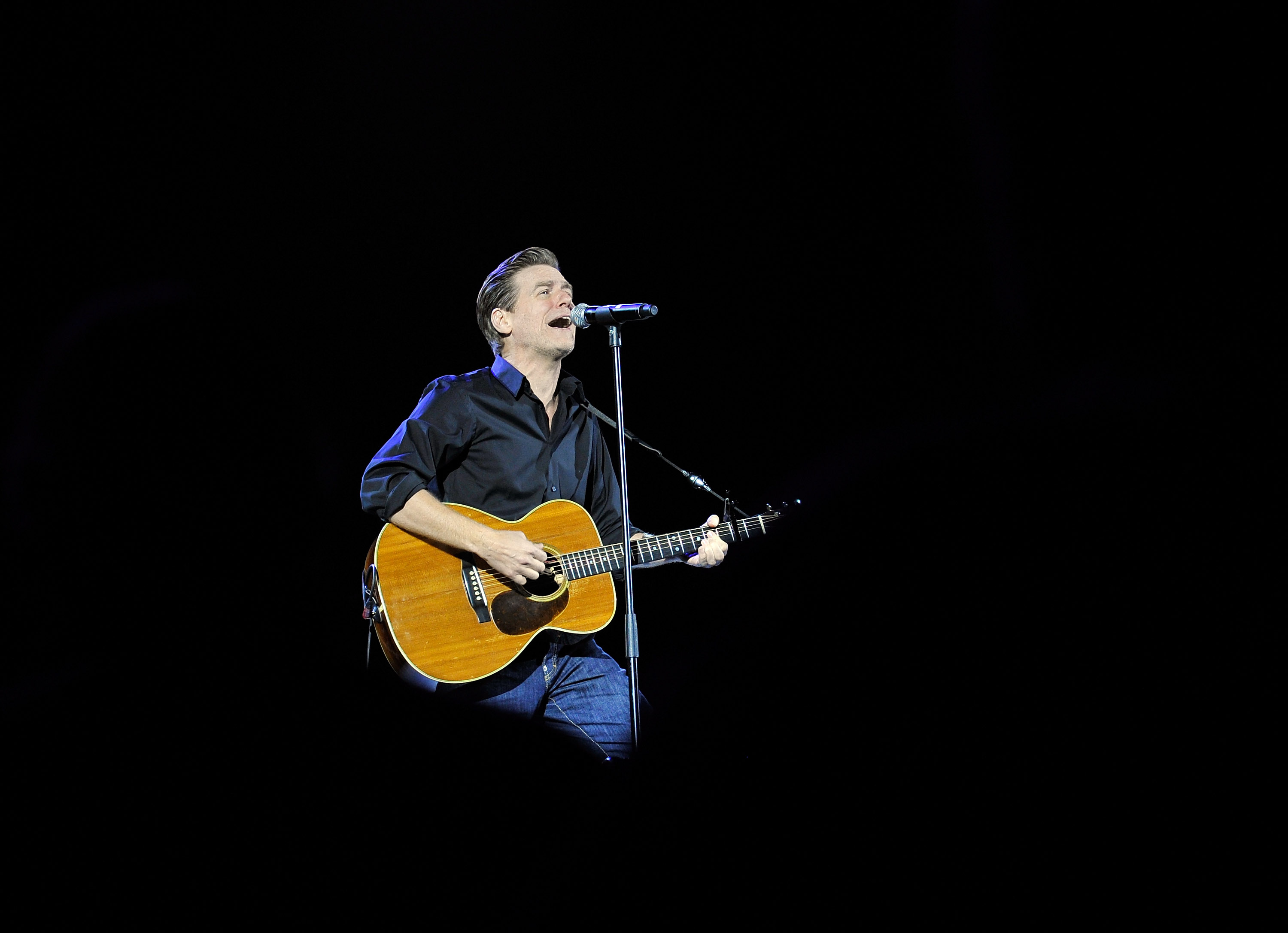 Bryan Adams s’excuse