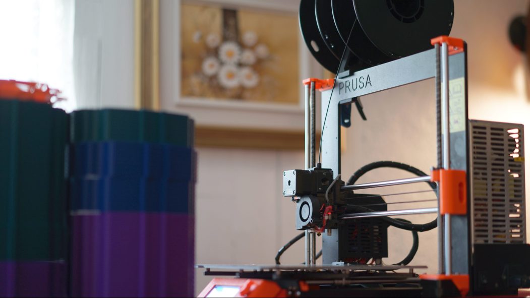 Des imprimantes 3D sont utilisées pour produire des visières.