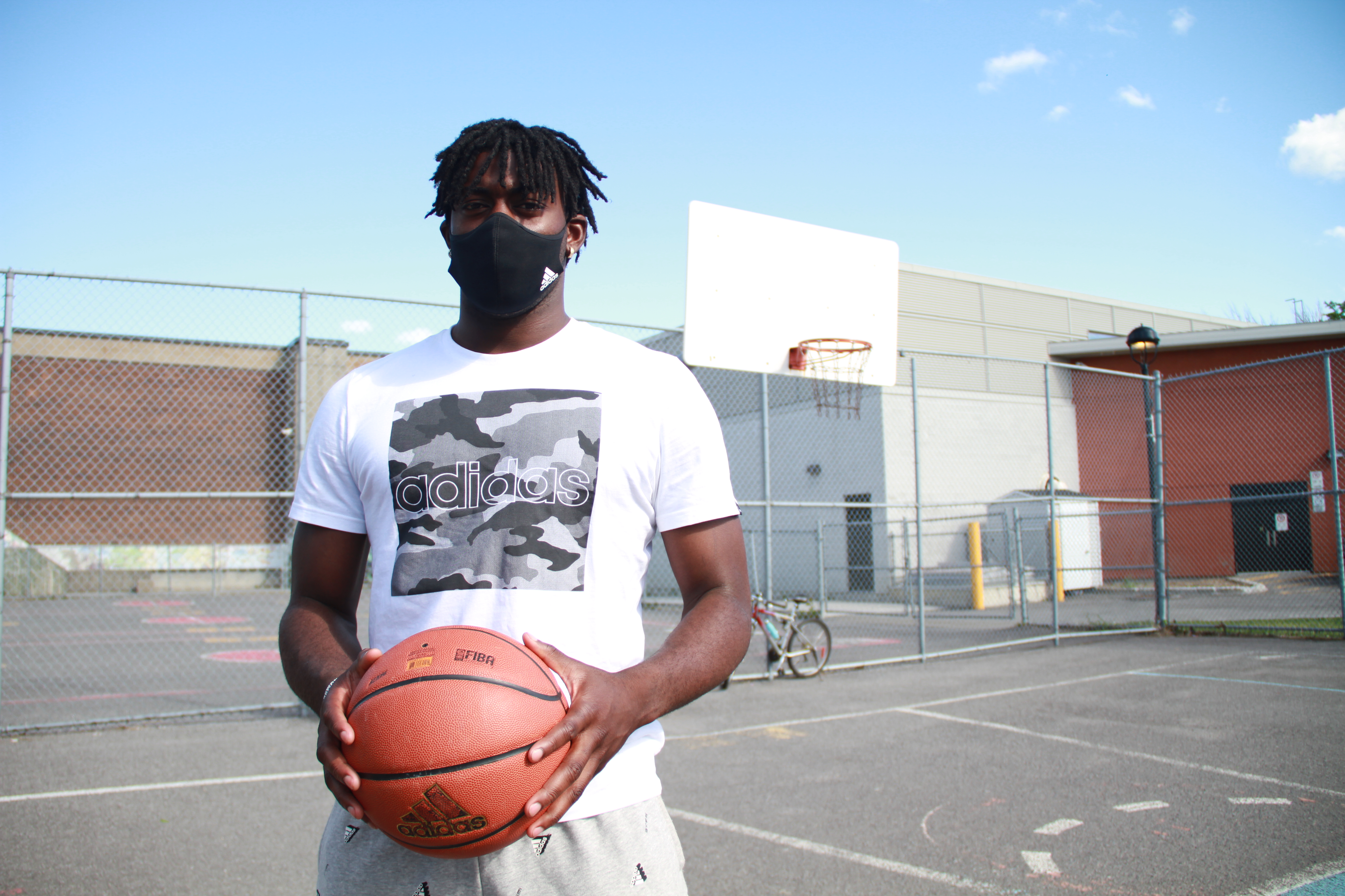 Un espoir de la NBA victime de profilage au Québec