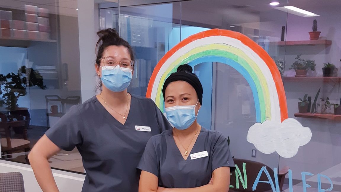 Les infirmières qui travaillent à la Résidence de soins palliatifs de l’Ouest-de-l’Île doivent suivre de nouvelles règles sanitaires afin de se protéger et éviter la propagation du coronavirus.