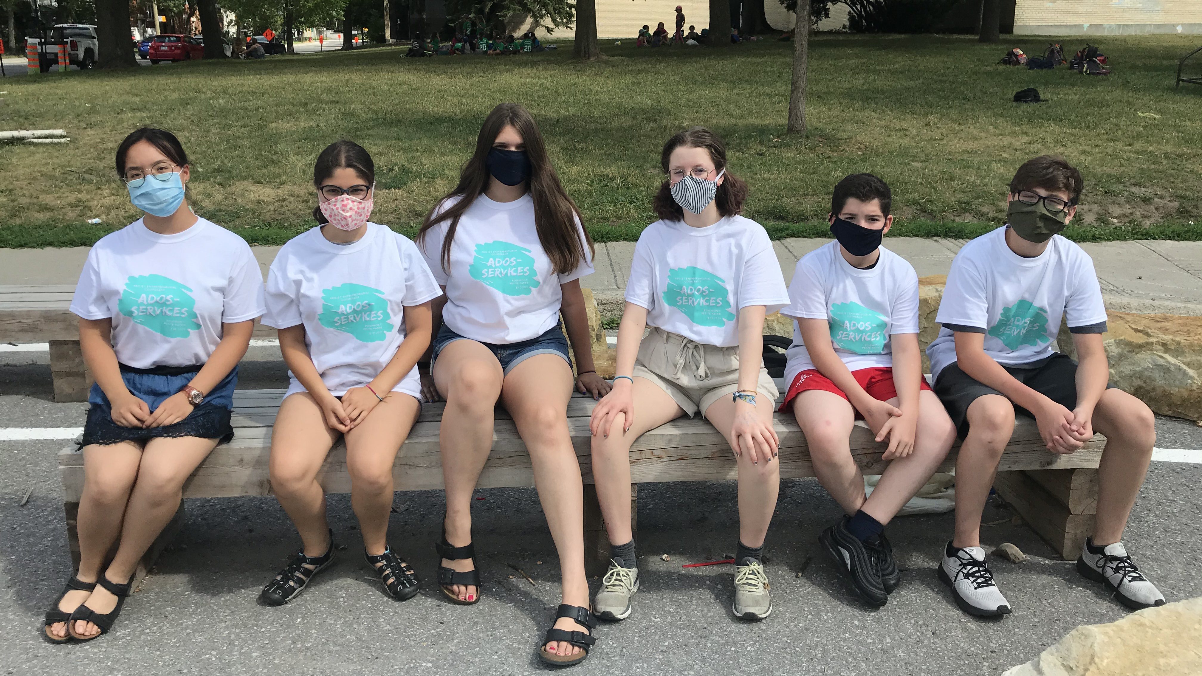 Les six jeunes d Ados-services