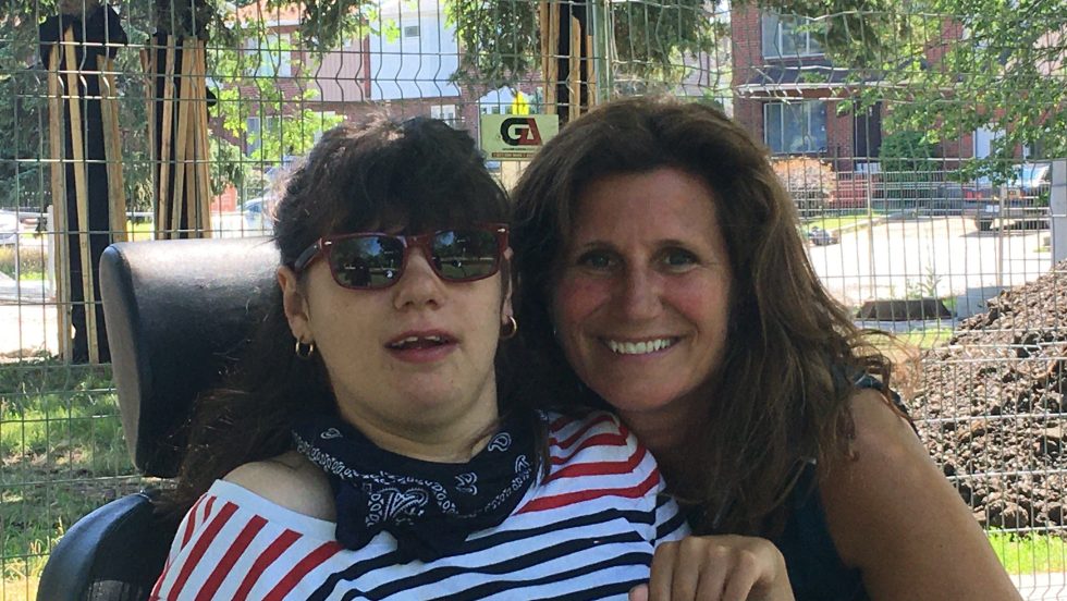 Joanie Prévost et sa mère, Marie-Claude Sénécal.