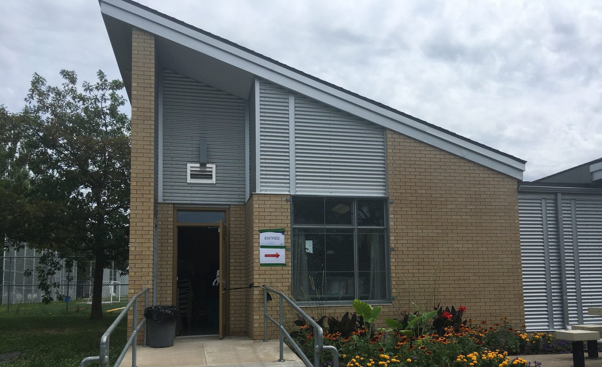 La clinique de dépistage temporaire se trouve au chalet du parc Pasquale-Gattuso.