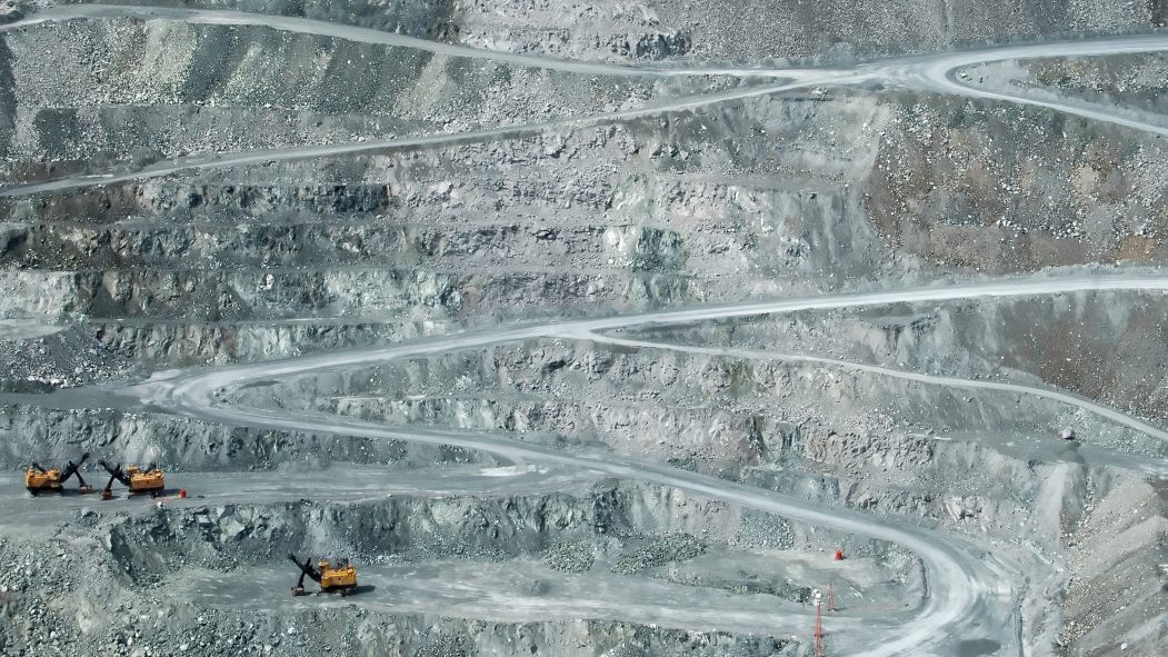 Des mines en bordure de Thetford Mines, au Québec, où étaient précédemment exploités des tonnes d'amiante