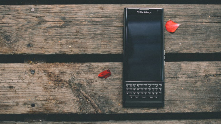 OnwardMobility, une entreprise texane, entend lancer un nouveau modèle de téléphone BlackBerry en 2021. BlackBerry téléphone 5G 2021