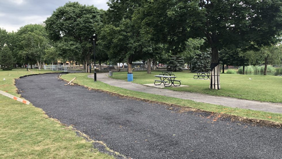 Aménagement sentier fonctionnel au parc Ahuntsic