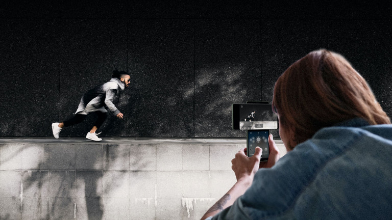 Le LG Wing offre une focntion vidéo pour suivre notre sujet à l'image de certainss stabilisateurs pour téléphones. LG Wing téléphone vidéo