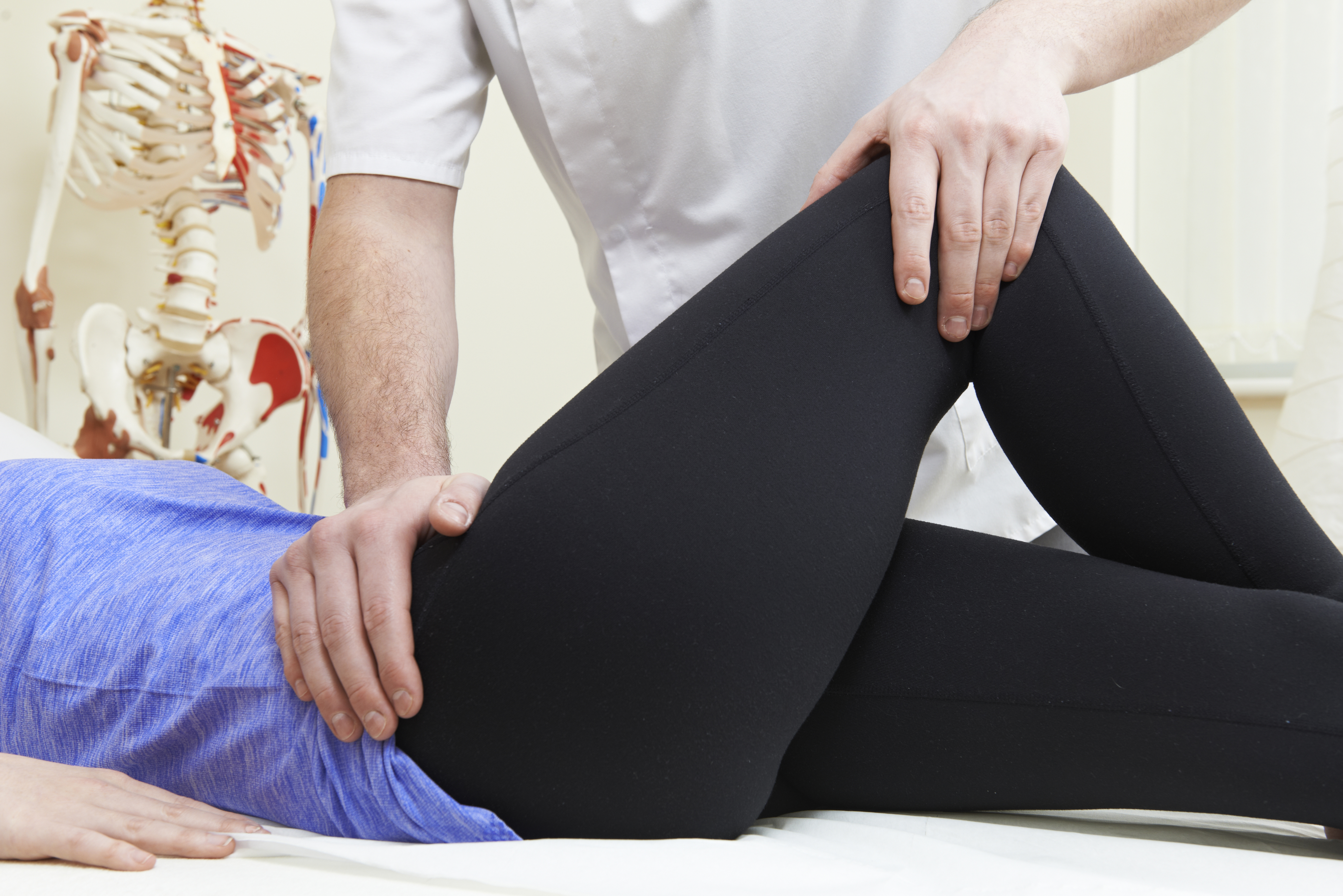 Un physiothérapeute de Dorval radié 18 mois pour attouchements