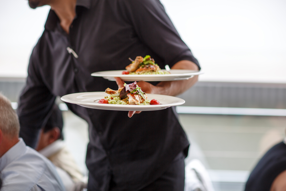 Risque de faillites dans les restaurants avec les nouvelles règles mises en place par le gouvernement.