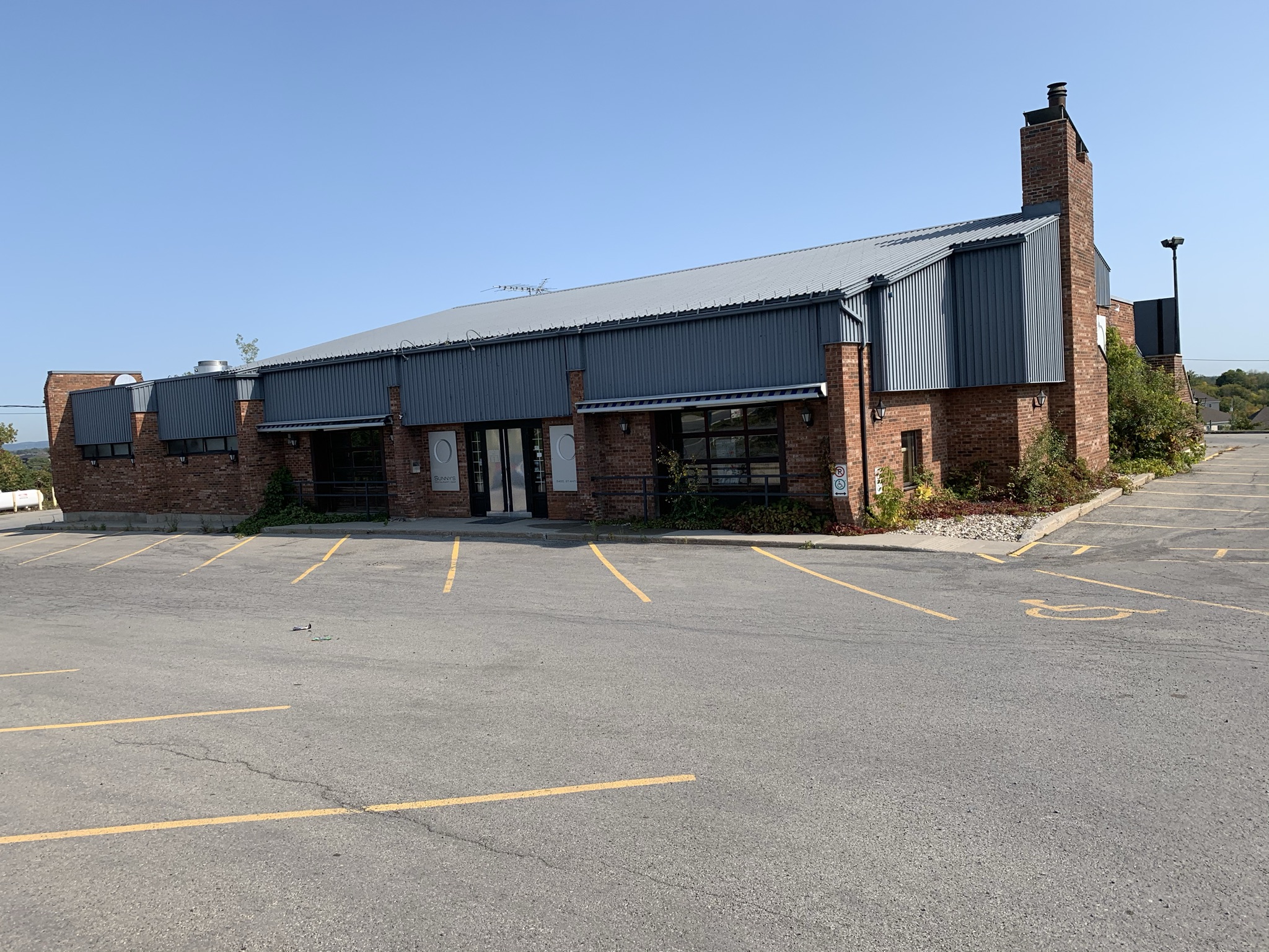 L'ancien restaurant Sunny's est en voie de devenir le nouveau Centre culturel islamique de Vaudreuil-Dorion