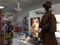 Int&eacute;rieur de la boutique D&eacute;cor en Folie