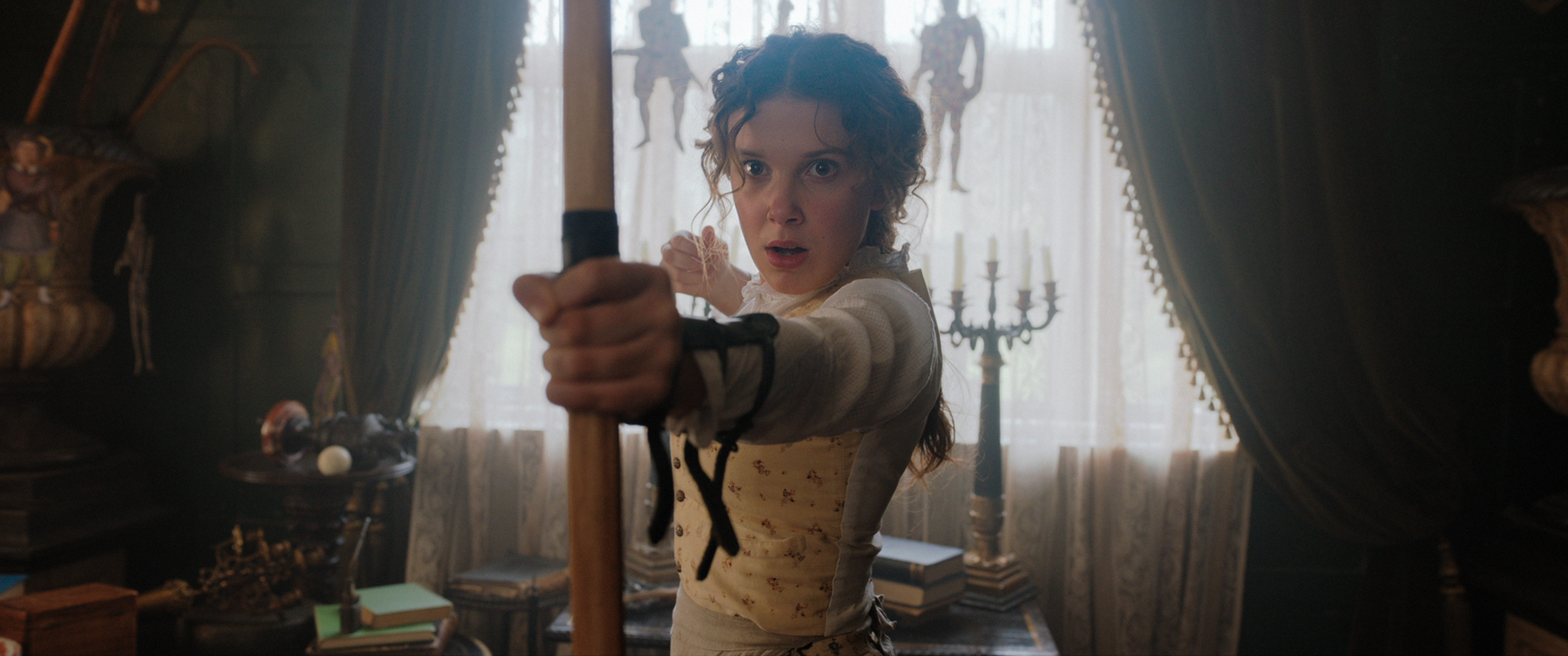 Enola Holmes: «Millie Bobby Brown est une force de la nature extraordinaire»