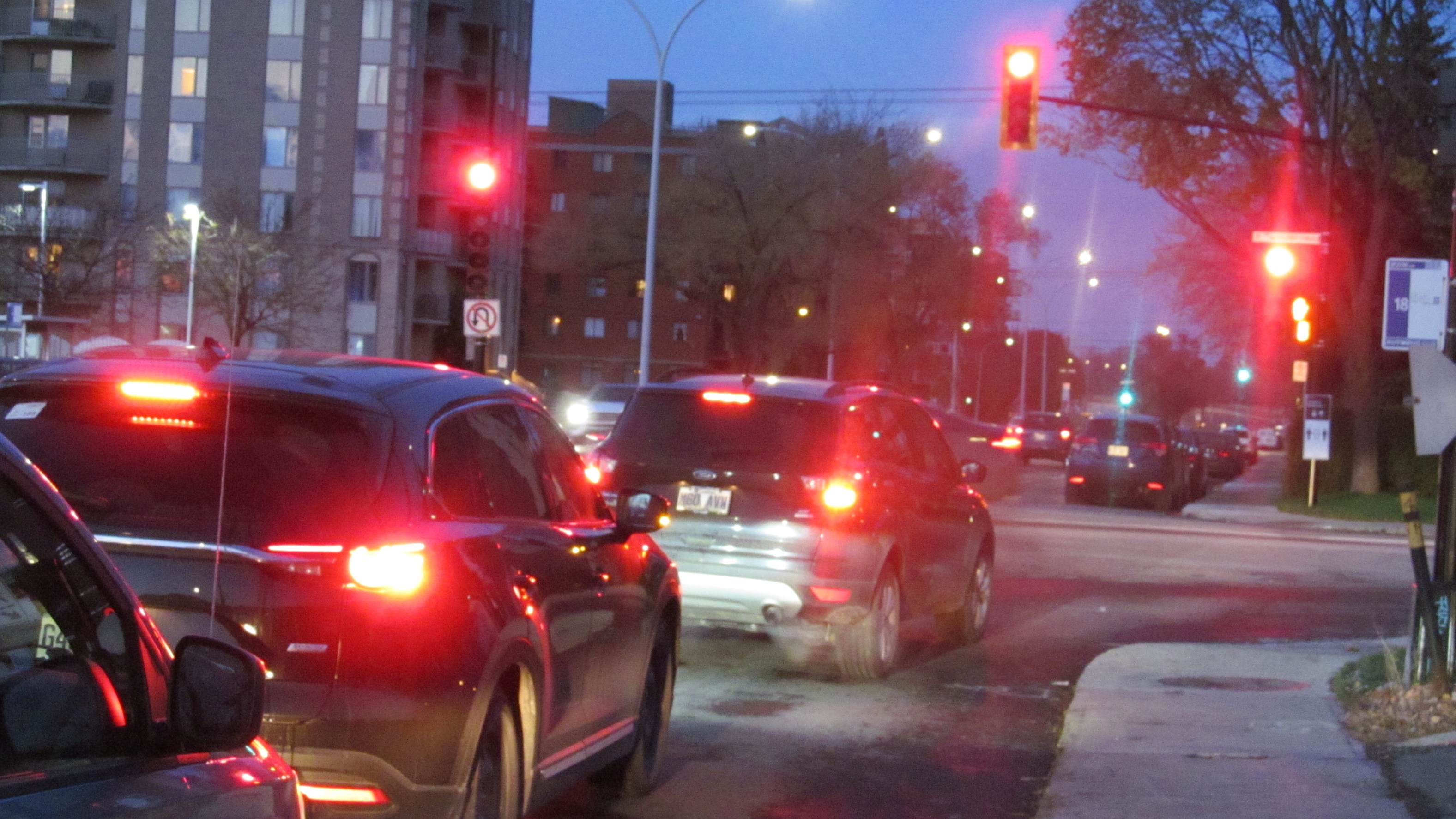 Feux de circulation Anjou blâme Montréal Anjou