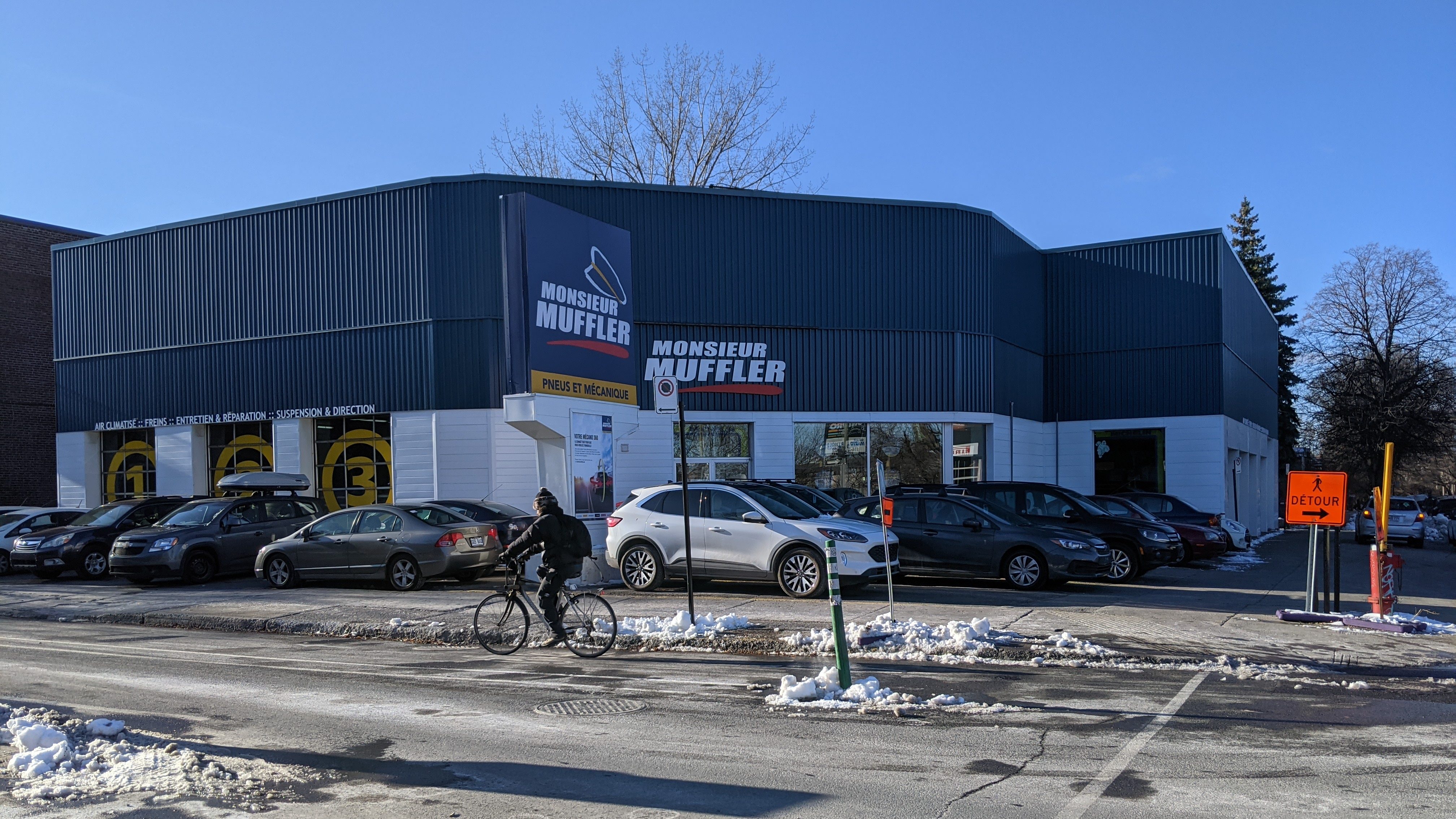 Monsieur Muffler tas de neige REV Bellechasse