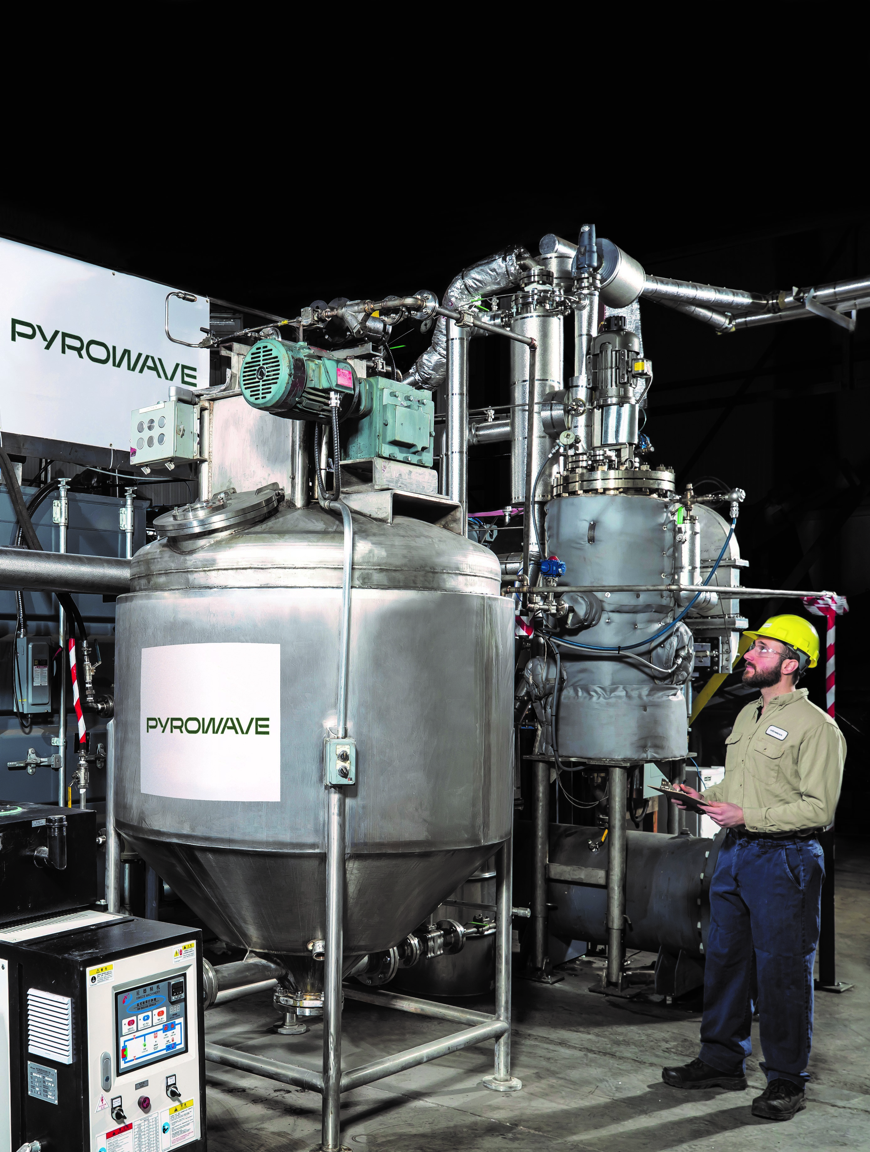 L’émetteur de micro-ondes de PyroWave décompose le polystyrène au niveau moléculaire.