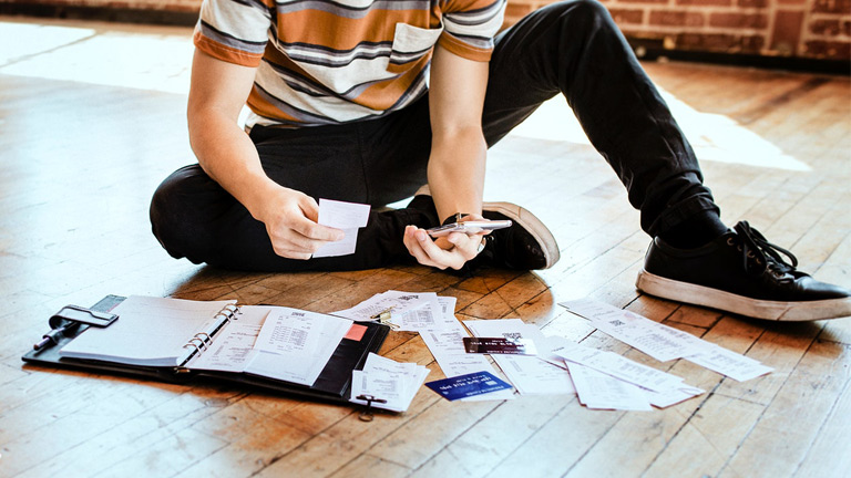 Le principe est simple, échanger ses reçus contre des points, et éventuellement des récompenses. application mobile receipt hog récompenses cartes cadeaux