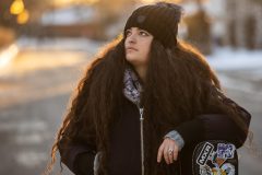 Une jeune musicienne offre des concerts sur les réseaux sociaux