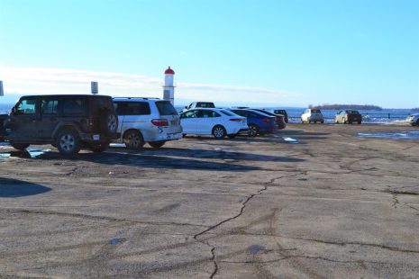 Stationnement du parc Saint-Louis (Lachine)