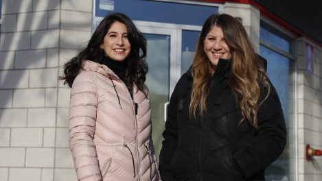 La propriétaire Priscilla Ponce et sa partenaire Isadora Lobos