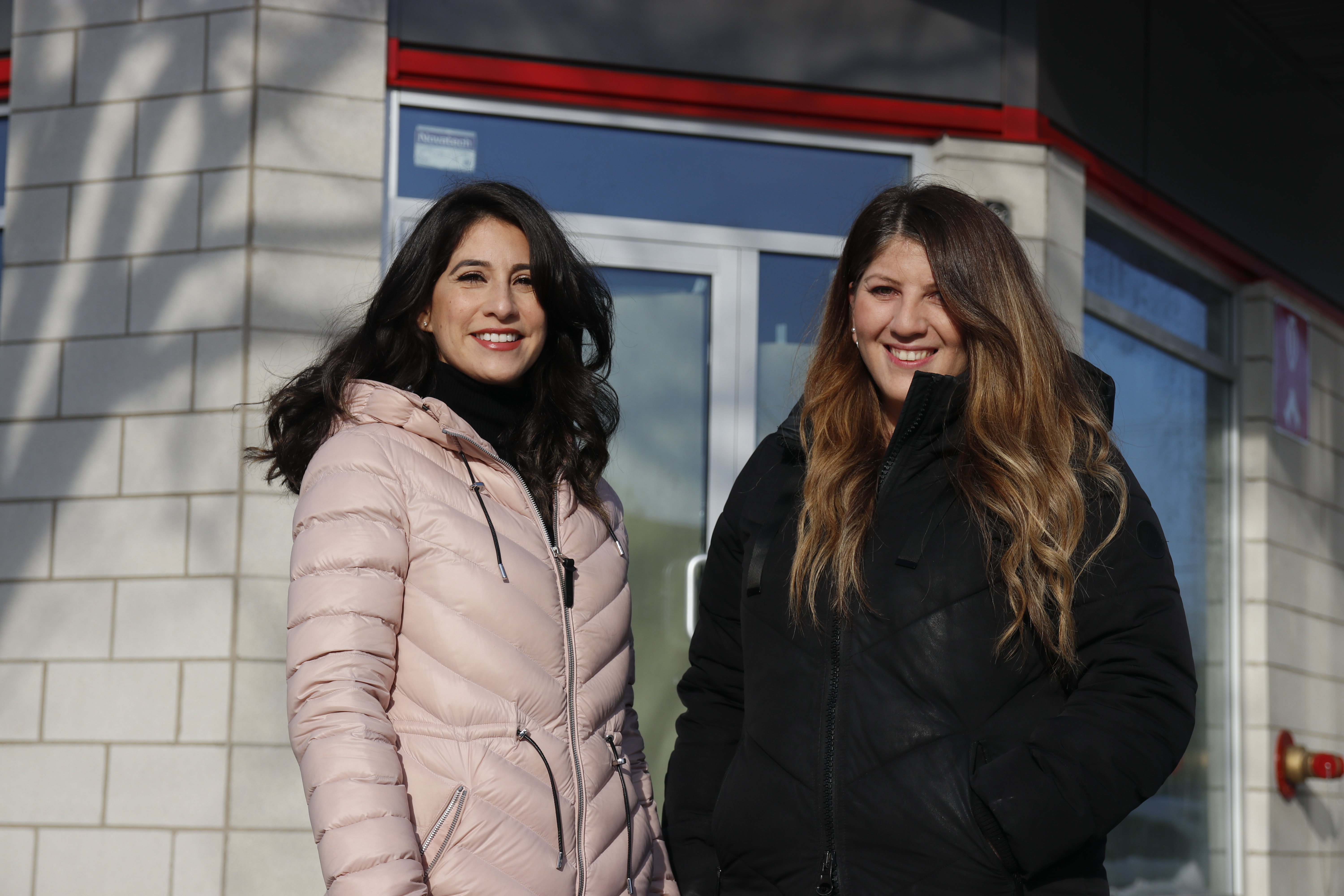 La propriétaire Priscilla Ponce et sa partenaire Isadora Lobos