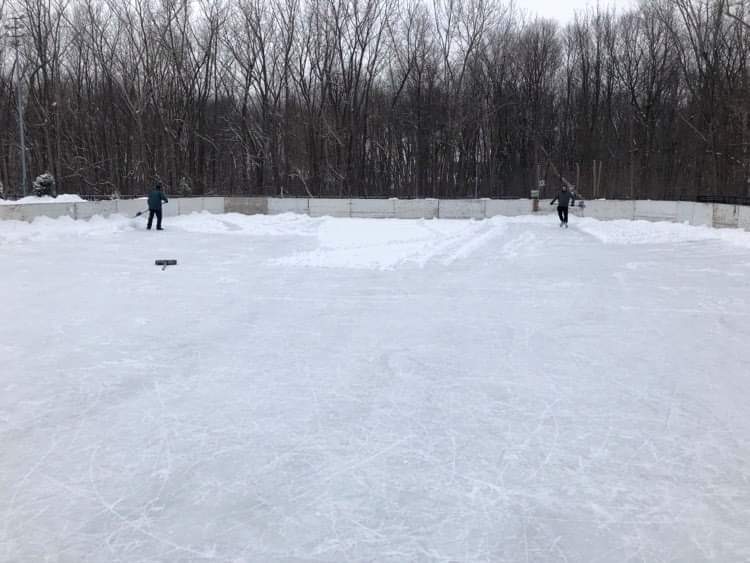 La patinoire du parc Elgar à L’Île-des-Sœurs. à